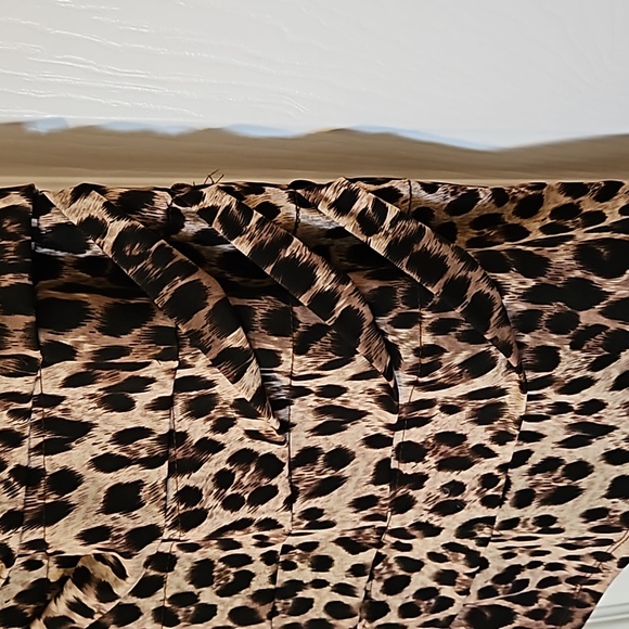 Excellent condition XXI Leopard print dress S - Picture 5 of 12